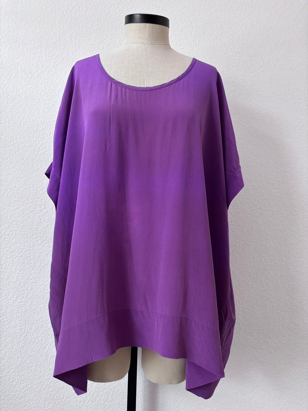 Eileen Fisher - 100% Silk Boxy Oversized Fit Short Sleeve Top Size: 1X AS IS